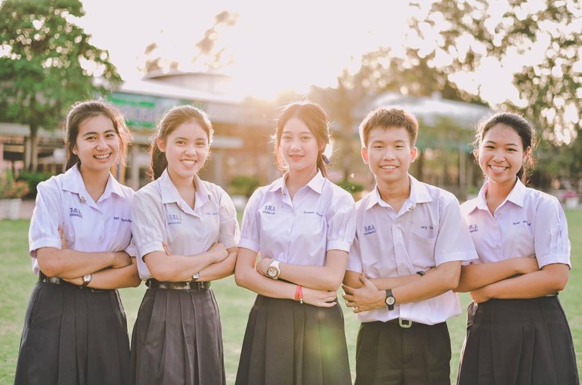 Đồng phục học sinh Thái