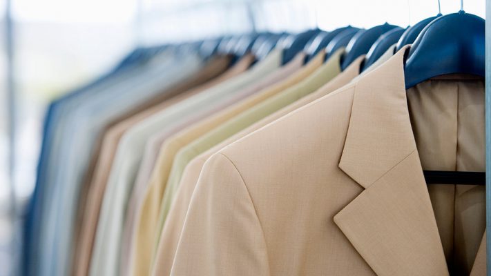 bảo quản vest nữ văn phòng