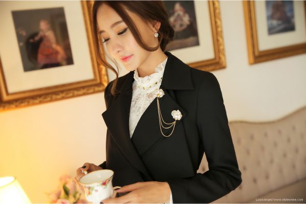 lưu ý khi mặc vest nữ công sở