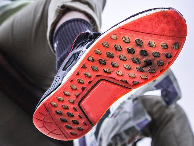 Thanh Hưng cung cấp đến thị trường nhiều mẫu giày chống trượt đẹp mắt