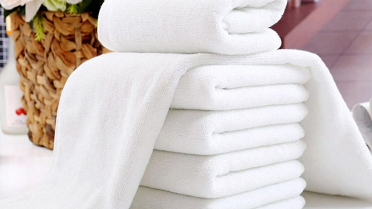 Khăn tắm là loại khăn chuyên dụng cần thiết tại spa