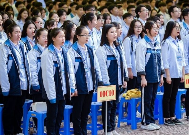 Điểm chung của áo khoác đồng phục học sinh cấp 2 nhẹ ấm và thời trang