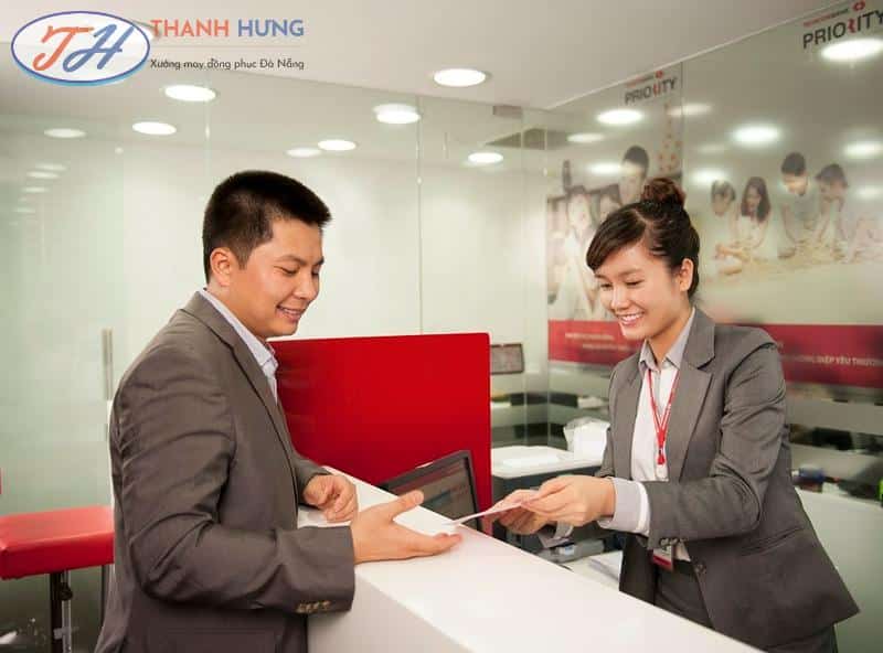 Vest công sở của Techcombank mang phong cách thanh lịch và đẳng cấ