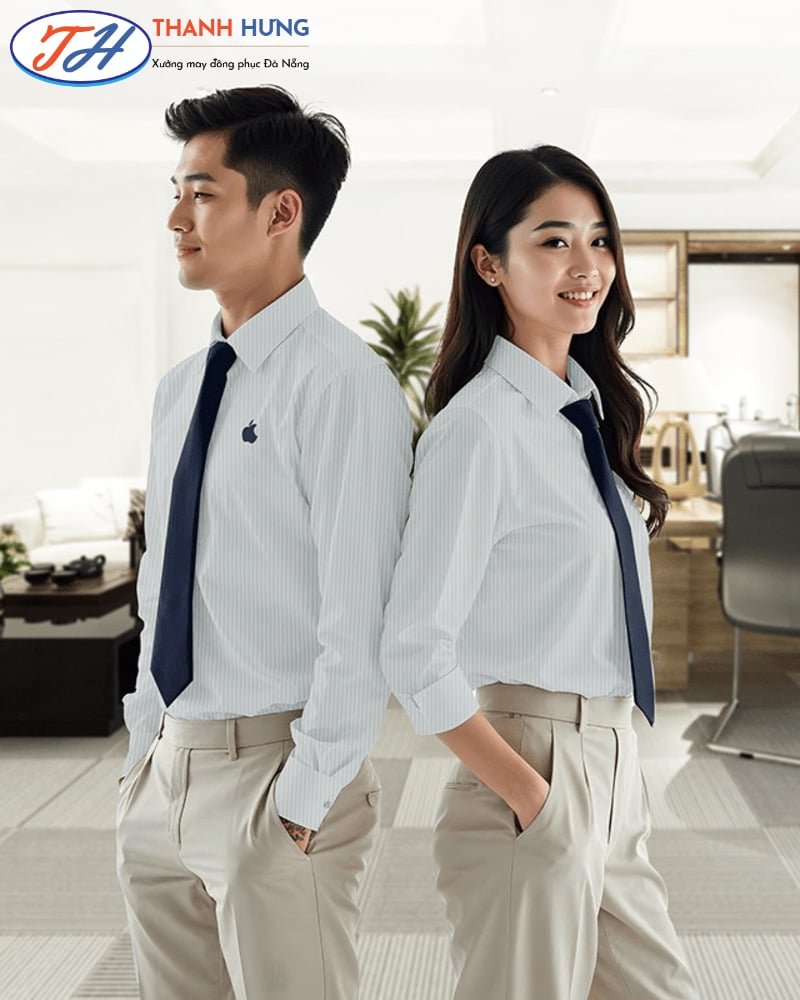 Mẫu áo sơ mi bán hàng sọc trắng tinh tế