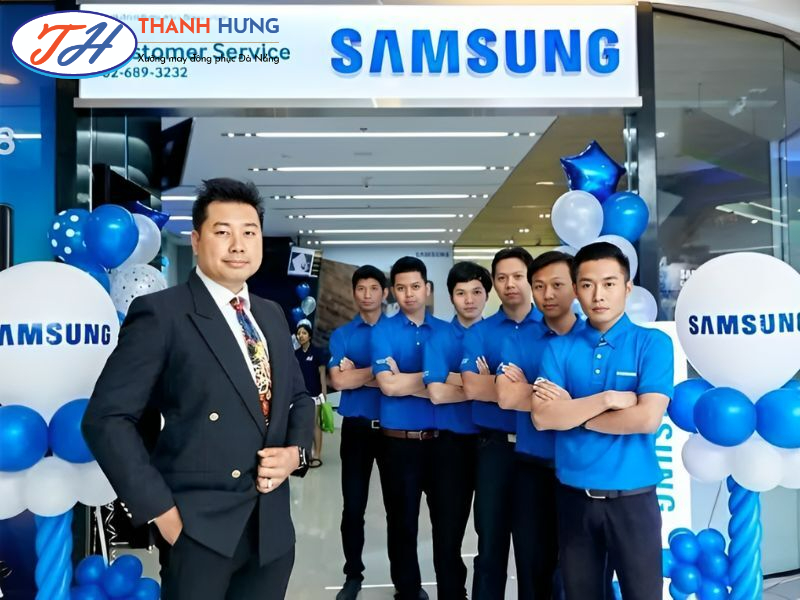 Đồng phục PG màu xanh dương bắt mắt nổi bật