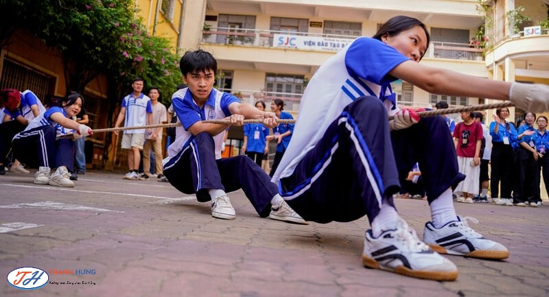 Đồng phục thể thao USSH được thể kế form rộng