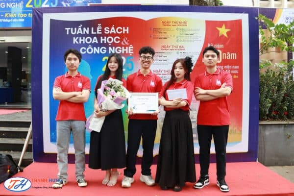 Mẫu đồng phục USSH cập nhật mới nhất