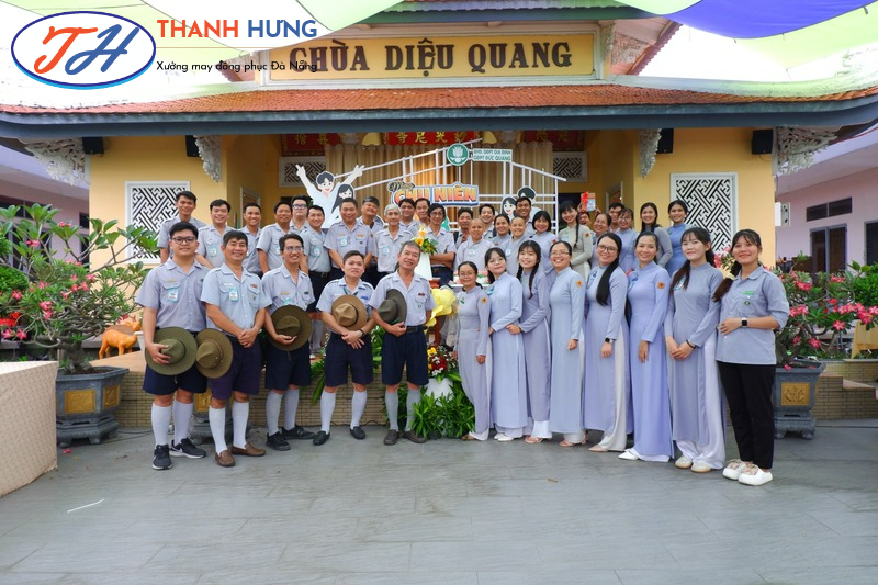 Đồng Phục Thanh Hưng May đồng phục gia đình phật tử đúng chuẩn quy định, chính xác với giá cả phải chăng