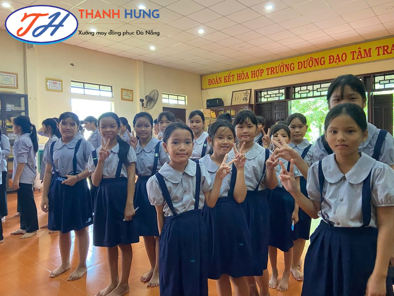 Đồng phục Ngành Đồng (Oanh Vũ) đồng bộ đúng tiêu chuẩn của Đồng phục GĐPT